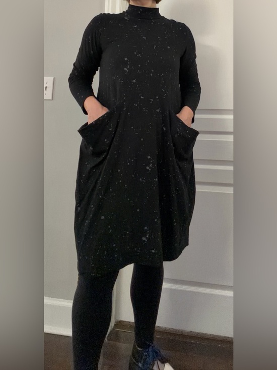 Dresses & Skirts - Black Speckled Long Sleeve Women’s Dress